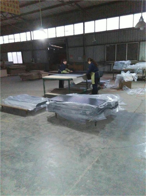 钢木办公家具沐鸣2生产车间