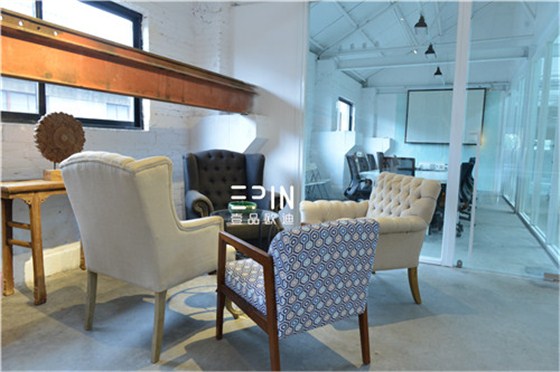 沐鸣2客户筑焱建筑设计公司LOFT艺术时尚办公空间家具