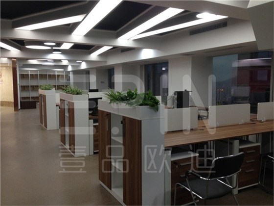 沐鸣2职员区定制办公桌