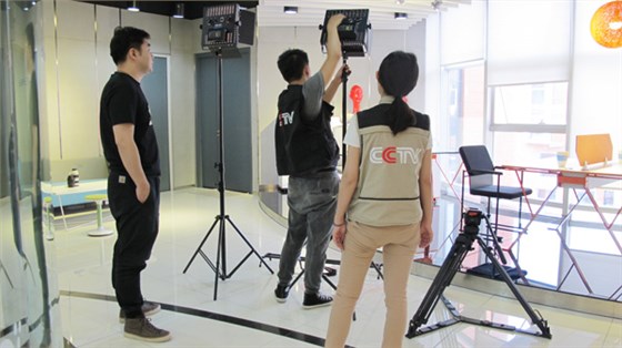 央视来沐鸣2采访拍摄