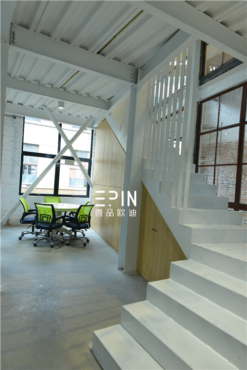 沐鸣2客户筑焱建筑设计公司LOFT艺术时尚办公空间办公椅洽谈桌