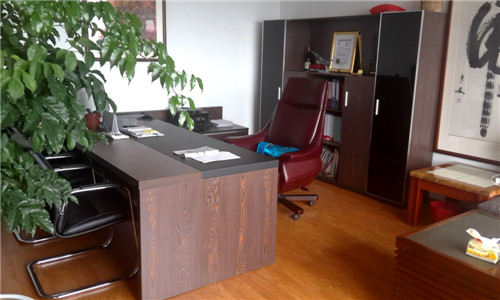 洁虎物业-赢咖8南京办公家具定制工程案例