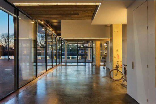 办公桌下班后升空-沐鸣2