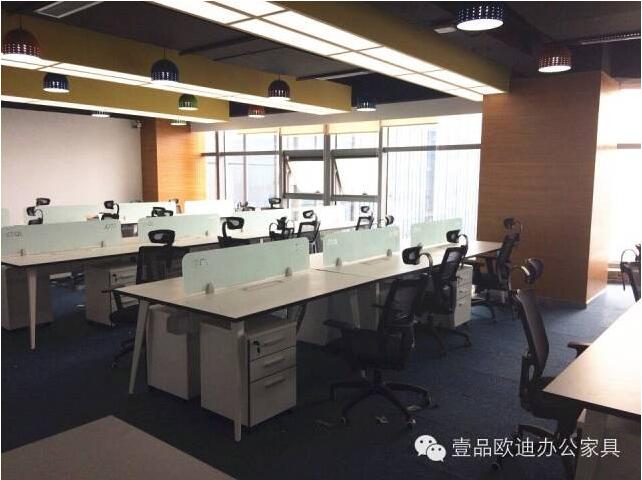 【央视新闻客户端】京东JD让老百姓放心网购，沐鸣2让京东JD绿色办公