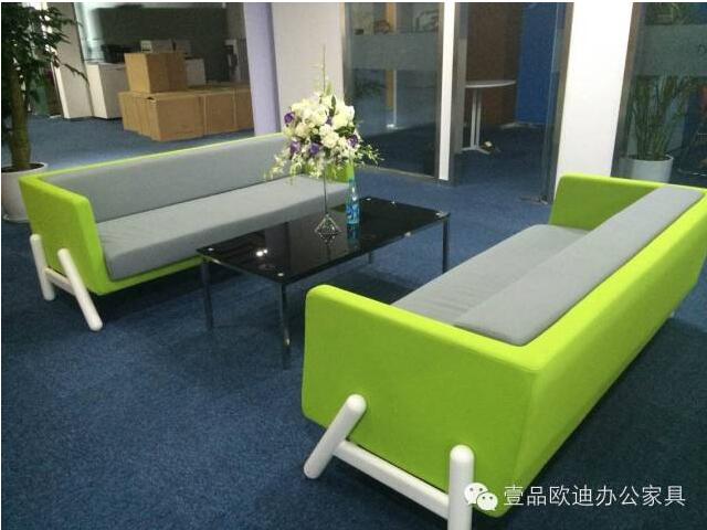 【央视新闻客户端】京东JD让老百姓放心网购，沐鸣2让京东JD绿色办公