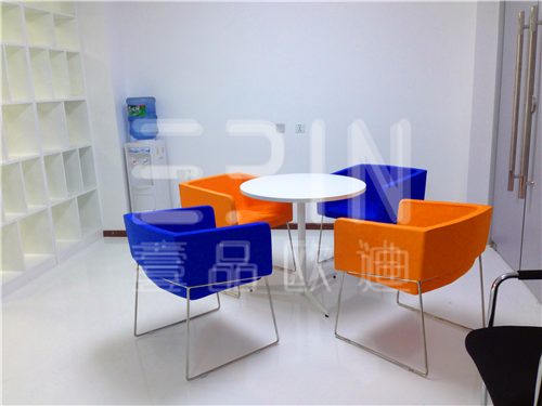 东方灵盾洽谈桌椅组合-南京办公家具公司沐鸣2案例赏析