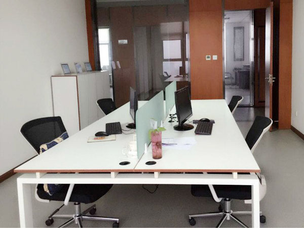 办公家具厂家沐鸣2关于办公家具与地板如何搭配好看的几点建议