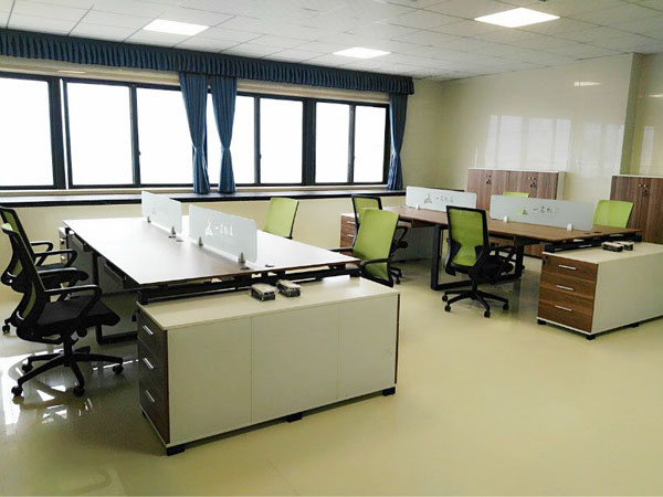 个性定制的办公空间案例&mdash;&mdash;一名微晶
