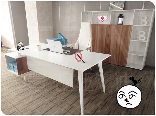 大家好，给大家介绍一下，这是赢咖8的新文化墙